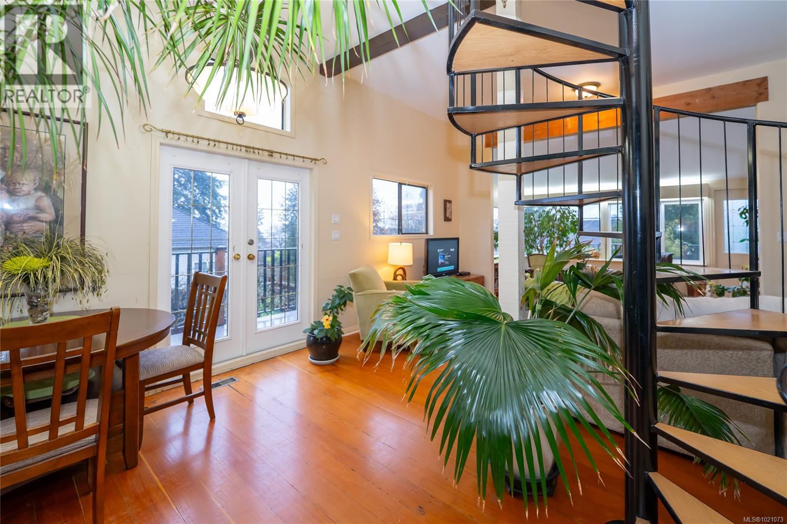 9920 Cedar St, Chemainus