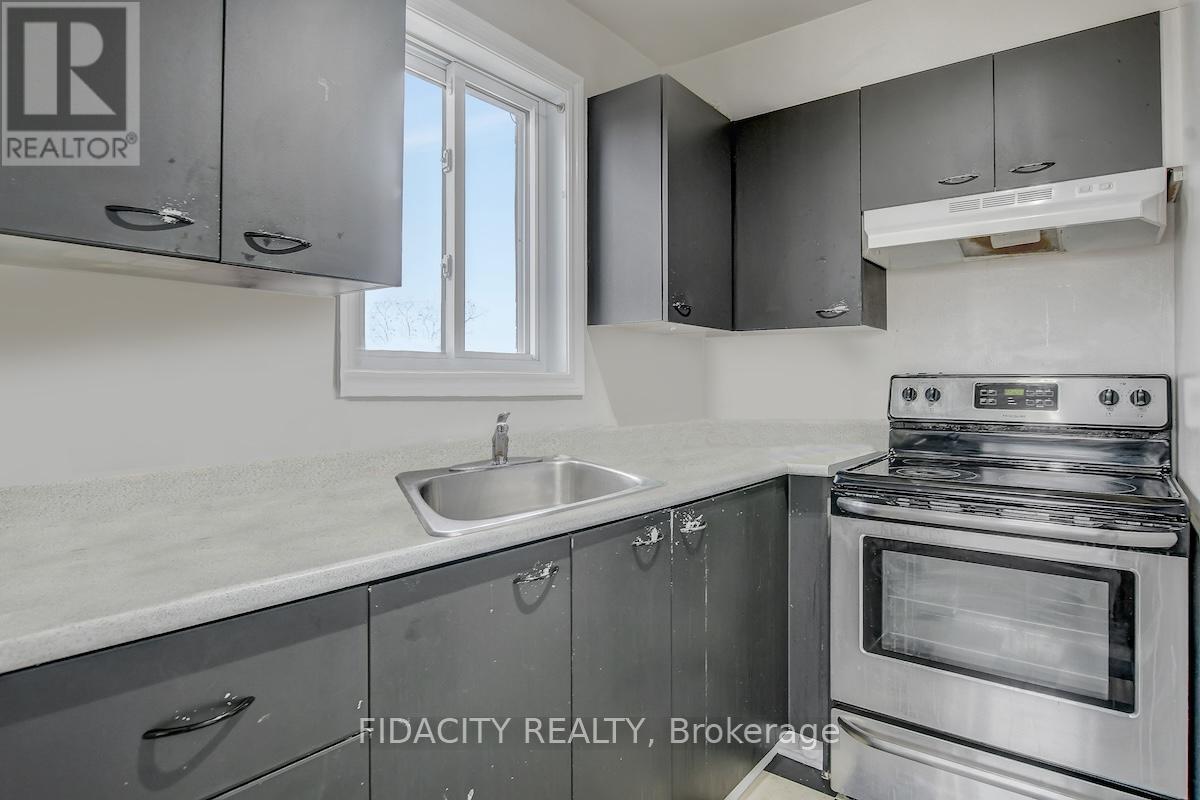 #309 1490 HERON ROAD - 9