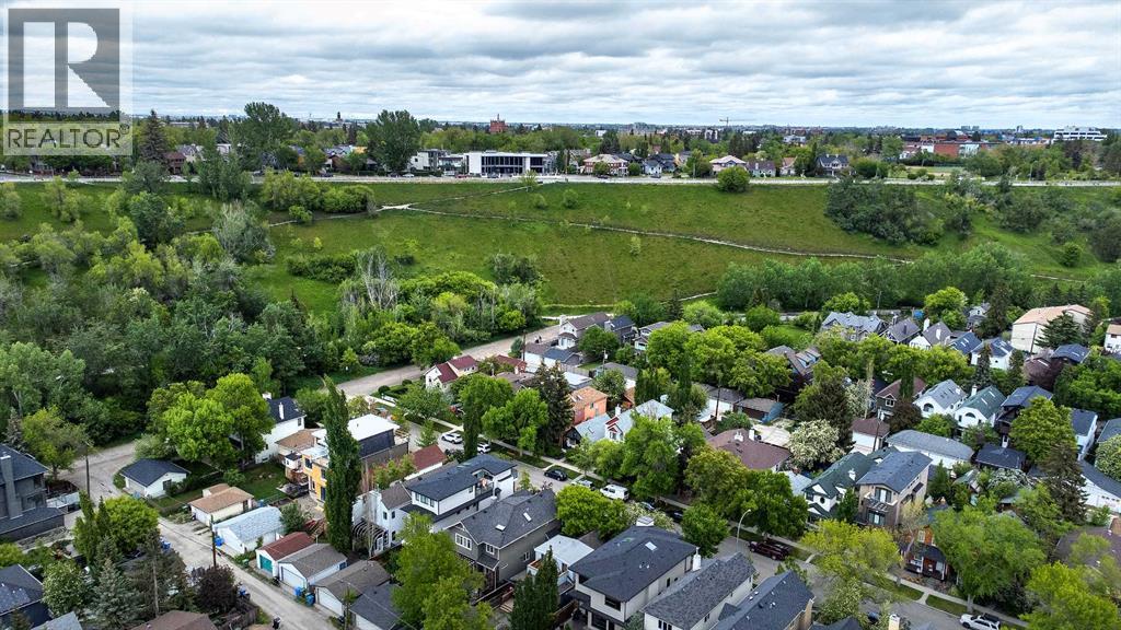 Single Family House for Sale in   Street NW Sunnyside Calgary 