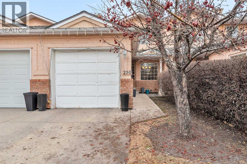 Single Family House for Sale in  Scenic Acres Terrace NW Scenic Acres Calgary 