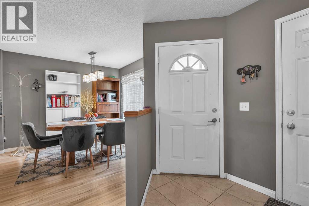 Single Family House for Sale in  Scenic Acres Terrace NW Scenic Acres Calgary 