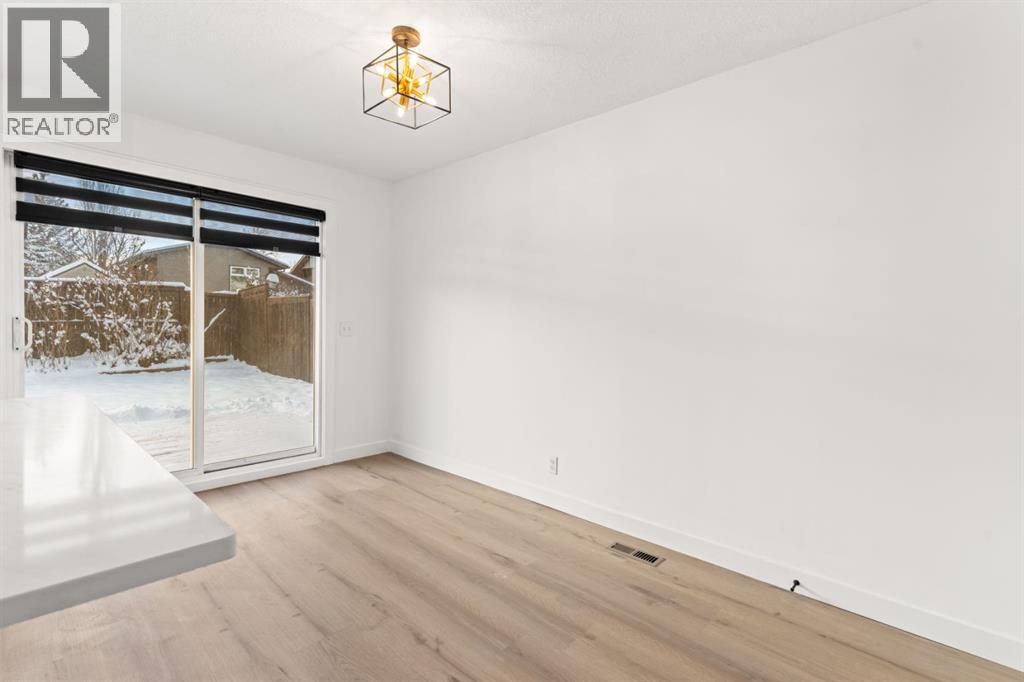 Single Family House for Sale in  Macewan Glen Close NW MacEwan Glen Calgary 