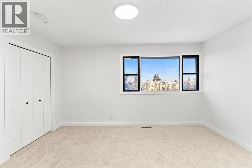 Single Family House for Sale in  Macewan Glen Close NW MacEwan Glen Calgary 