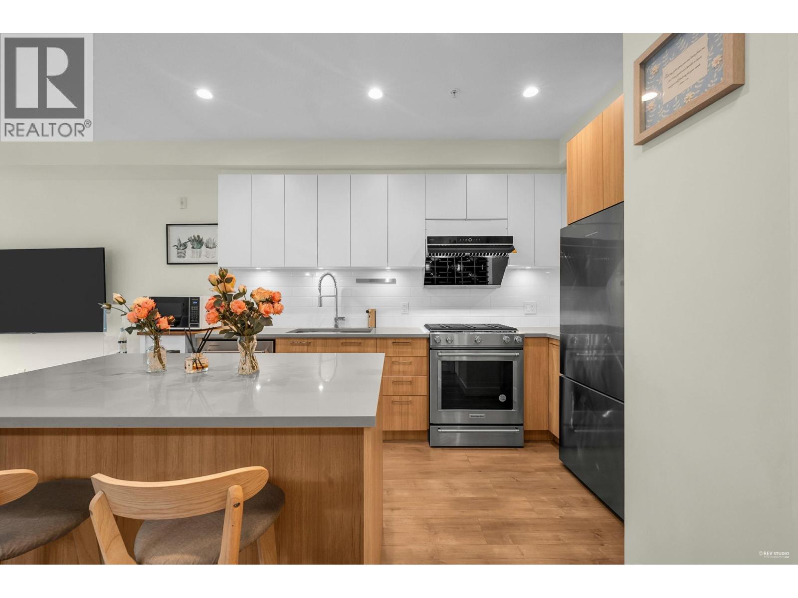 227 708 LEA AVENUE, Coquitlam