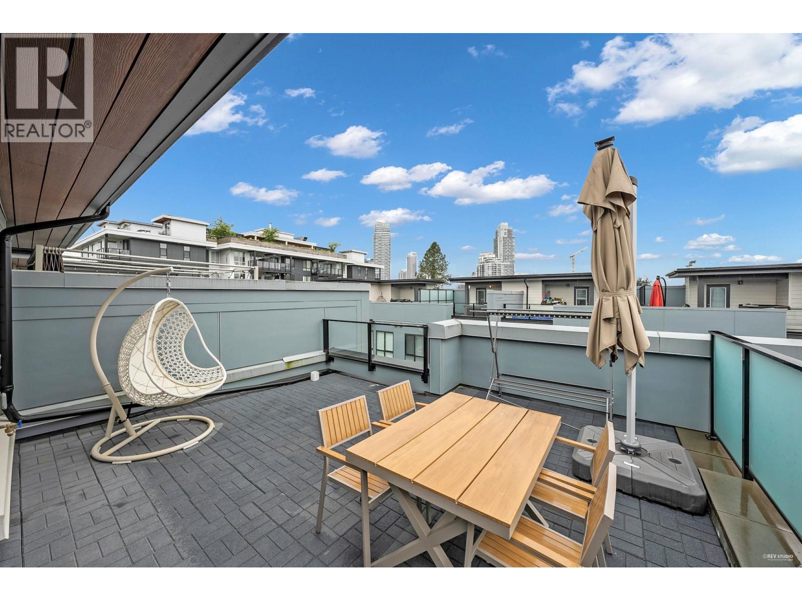 227 708 LEA AVENUE, Coquitlam