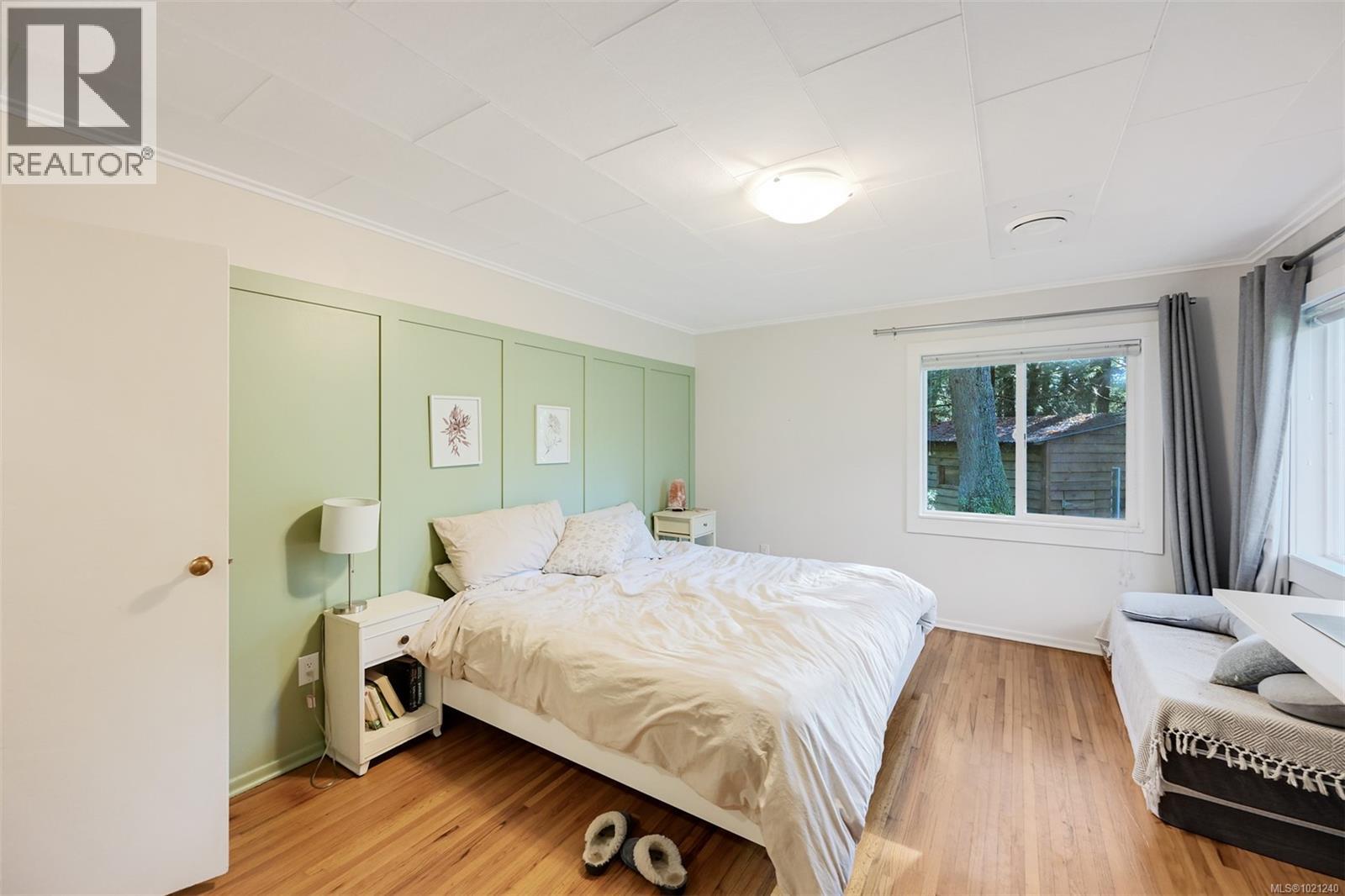 5742 Menzies Rd, Duncan