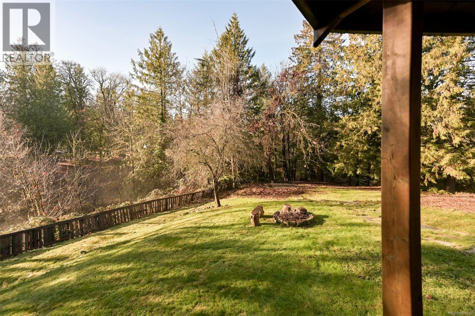 5742 Menzies Rd, Duncan