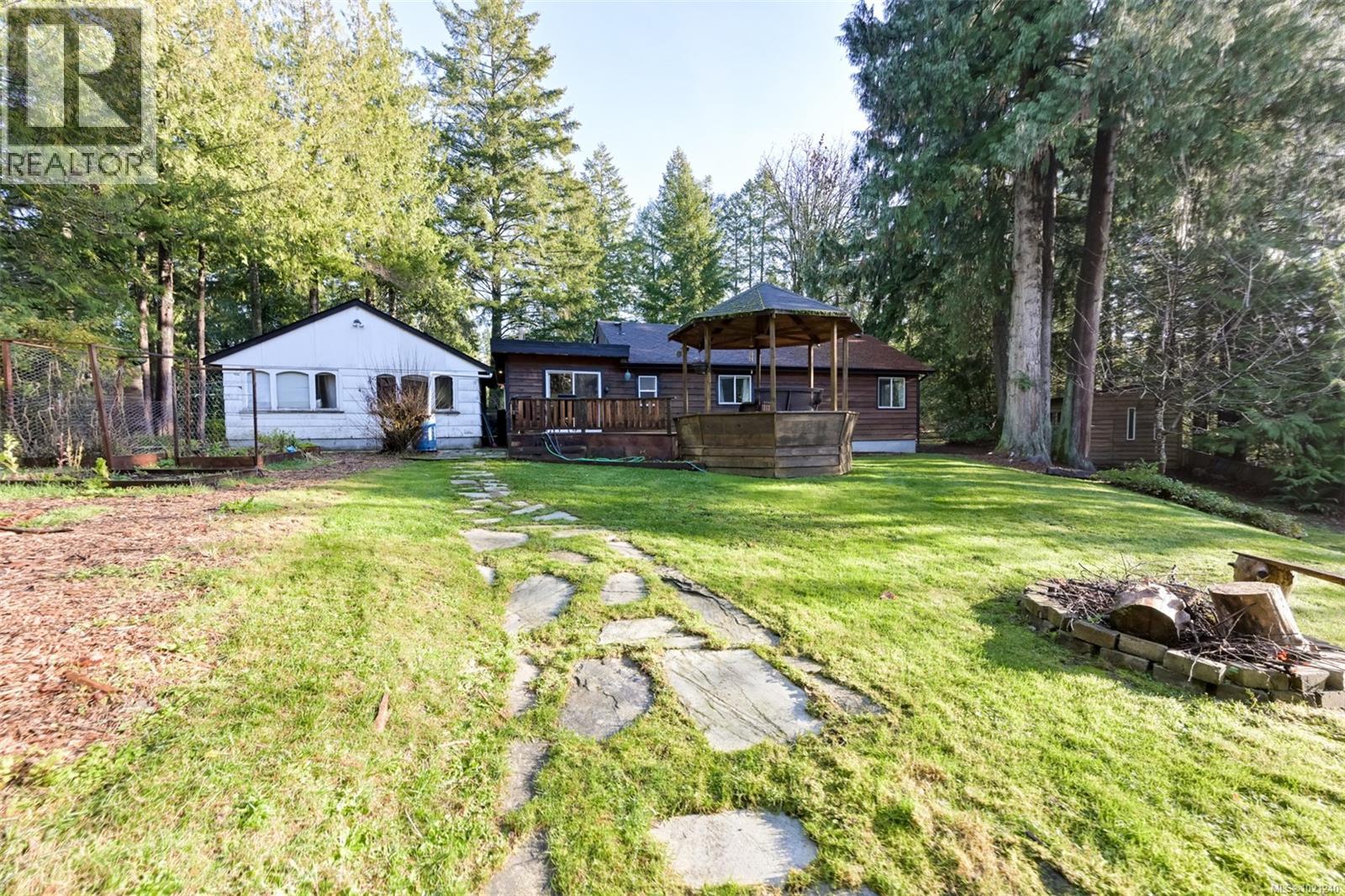 5742 Menzies Rd, Duncan