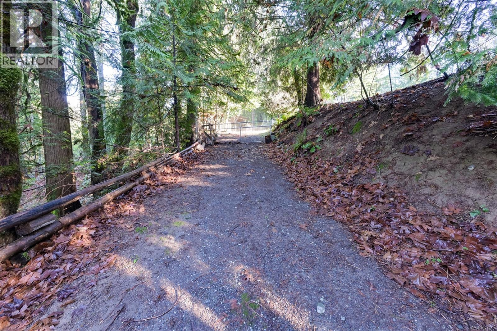 5742 Menzies Rd, Duncan