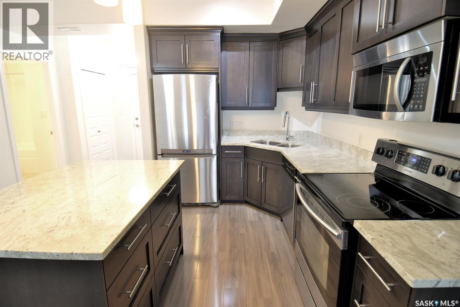 Single Family House High rise for Sale in   Nelson ROAD Saskatoon 