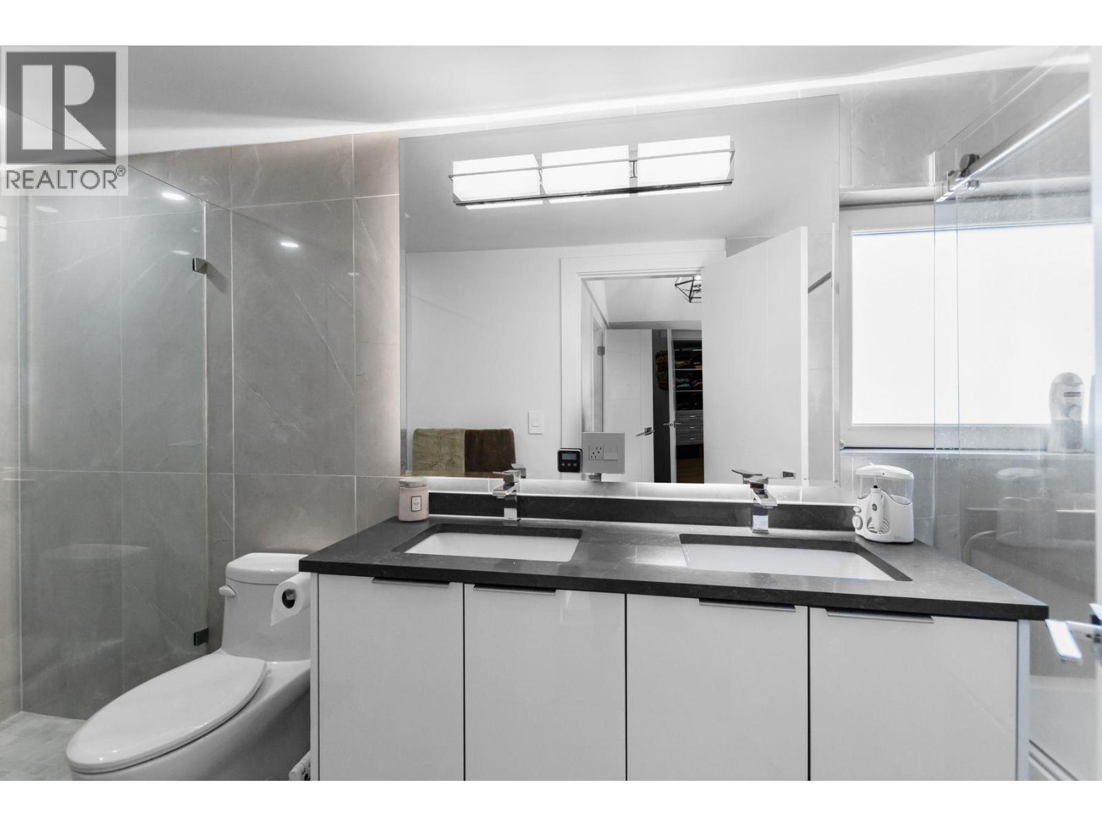 1409 SIXTH AVENUE, New Westminster