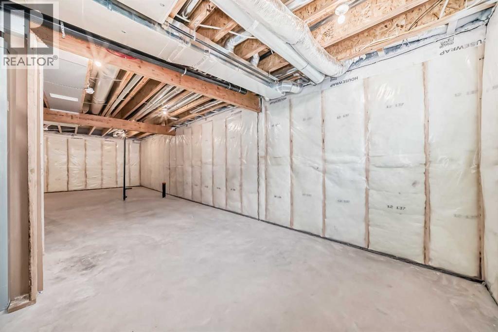 Single Family House for Sale in  Savoy Landing SE Rangeview Calgary 