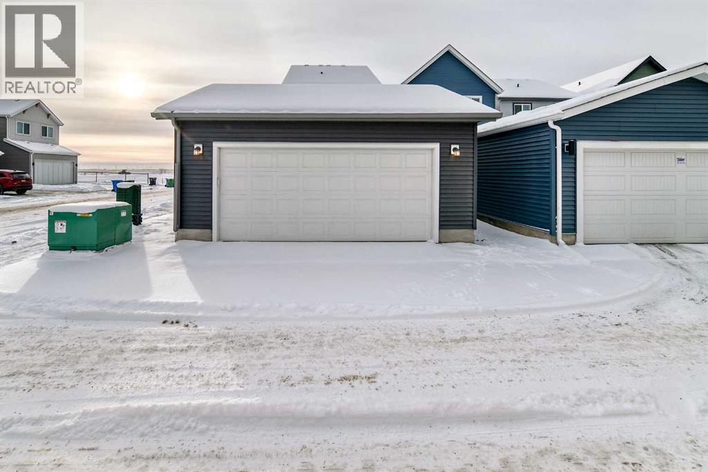 Single Family House for Sale in  Savoy Landing SE Rangeview Calgary 
