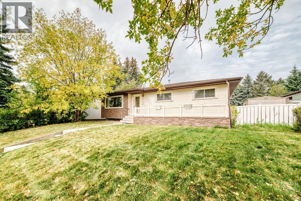 Single Family House Bungalow for Sale in  Bowlen Street NW Brentwood Calgary 