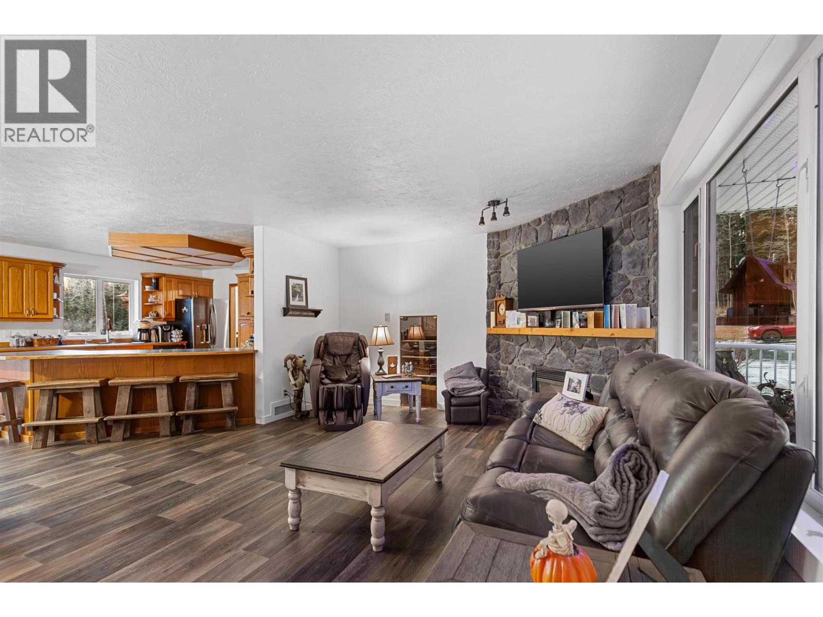 5963 FERGUSON LAKE ROAD, Prince George