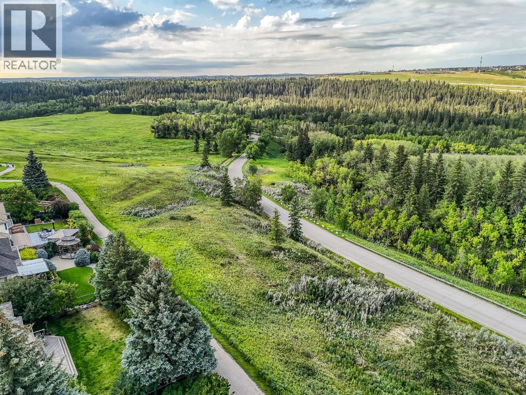 Single Family House for Sale in  Woodhaven Crescent SW Woodbine Calgary 