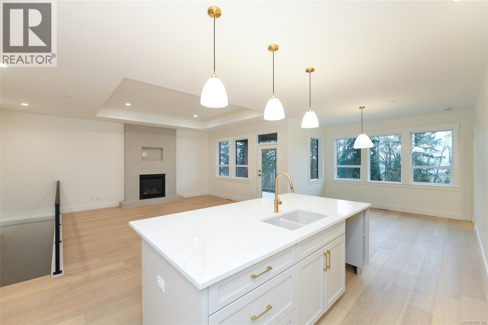 1834 Crown Isle Blvd, Courtenay