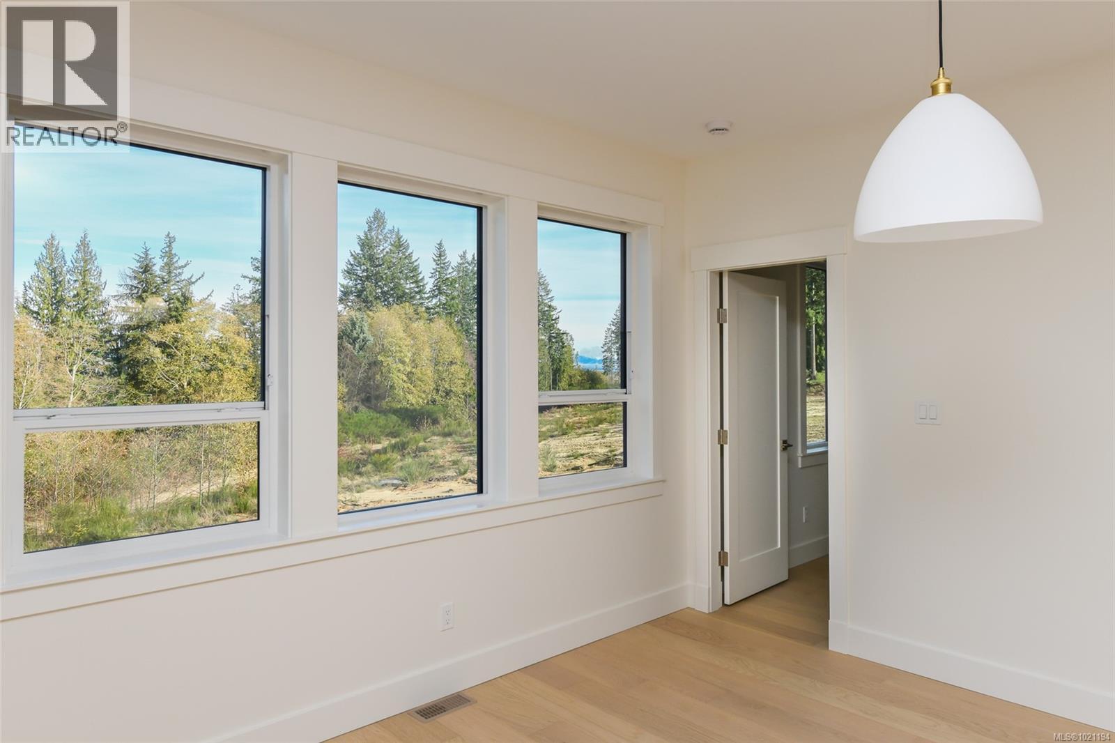 1834 Crown Isle Blvd, Courtenay