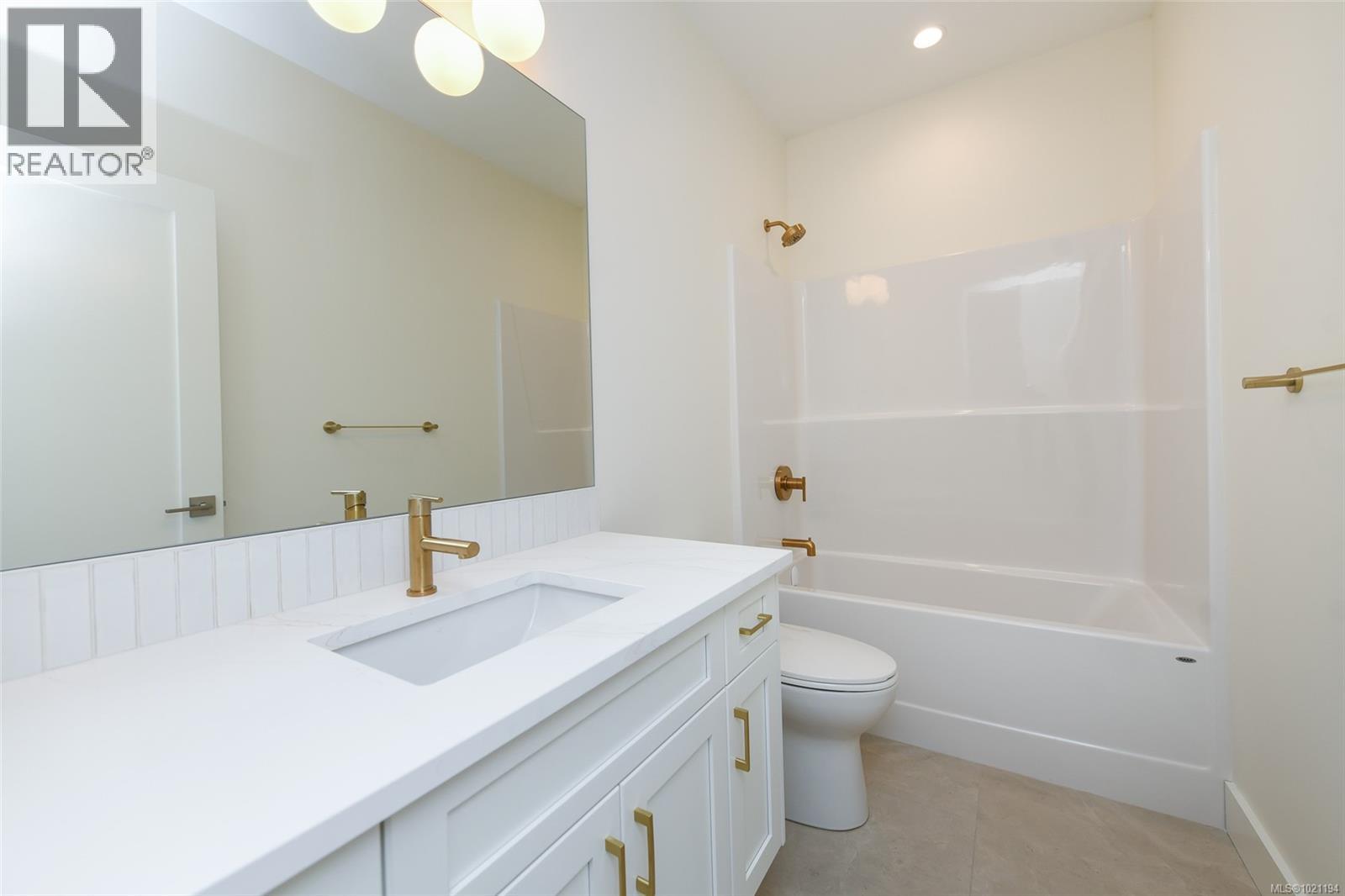 1834 Crown Isle Blvd, Courtenay