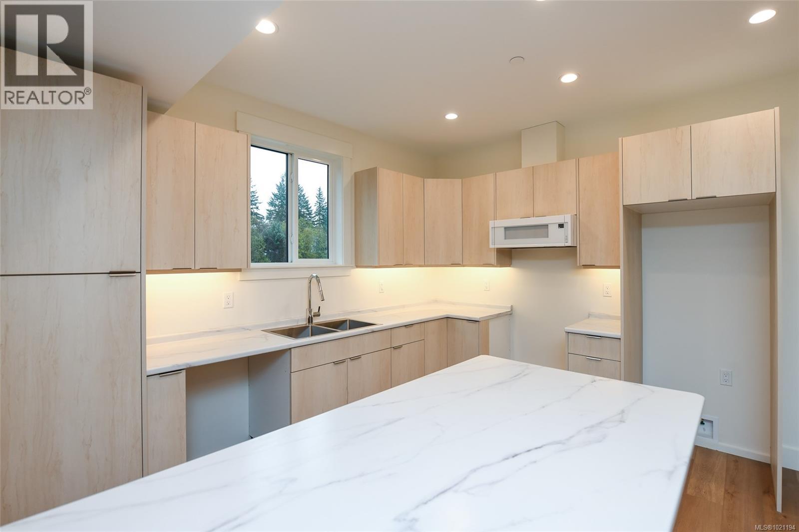 1834 Crown Isle Blvd, Courtenay