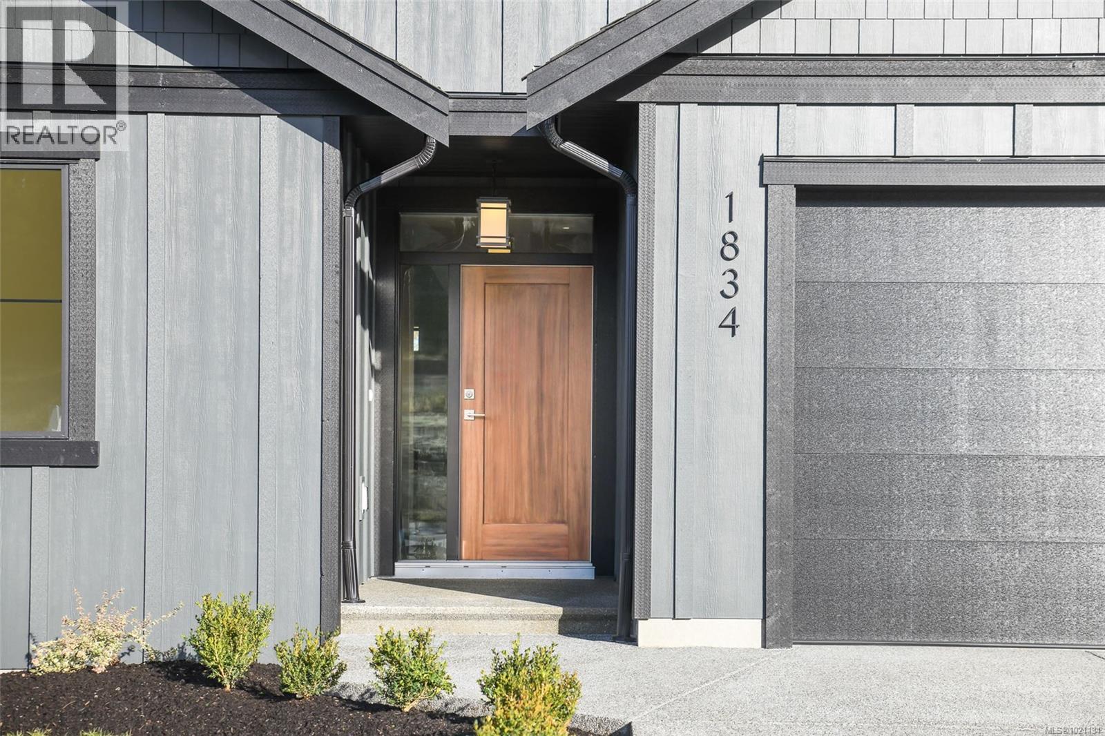 1834 Crown Isle Blvd, Courtenay