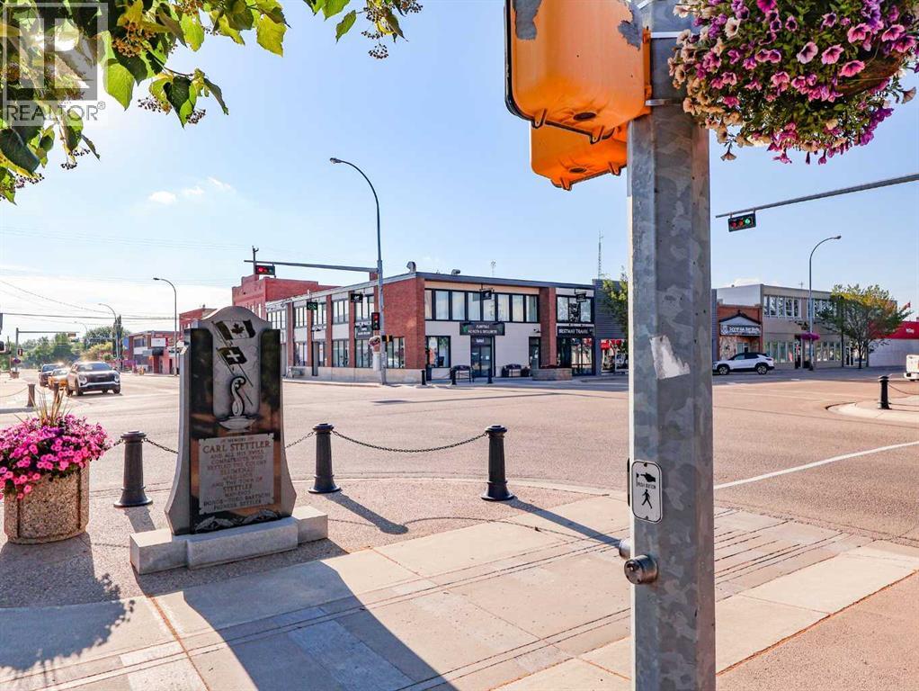 5002 50 Street - Photo 5 of 50, Stettler, Alberta