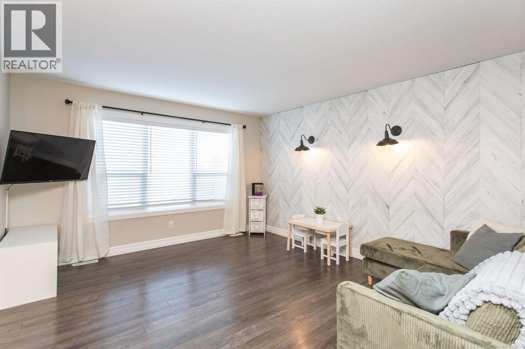 5 Pine Crescent, Blackfalds