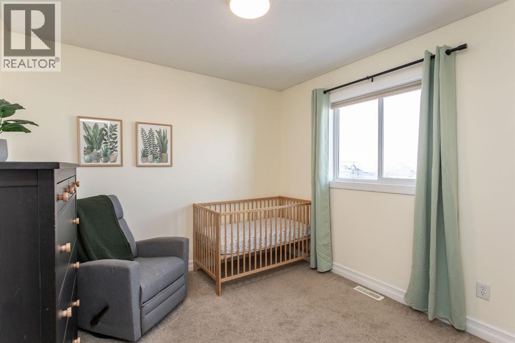 5 Pine Crescent, Blackfalds