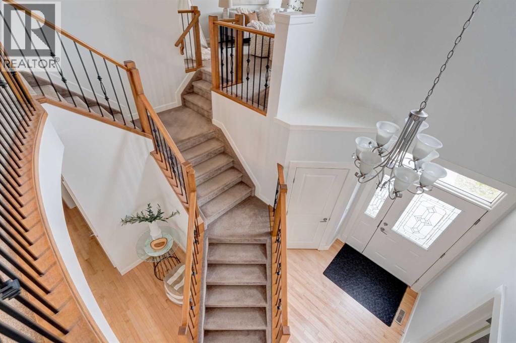 Single Family House for Sale in  Tuscany Estates Close NW Tuscany Calgary 