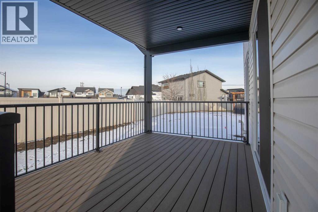 Single Family House for Sale in  Eaton Crescent Evergreen Red Deer 