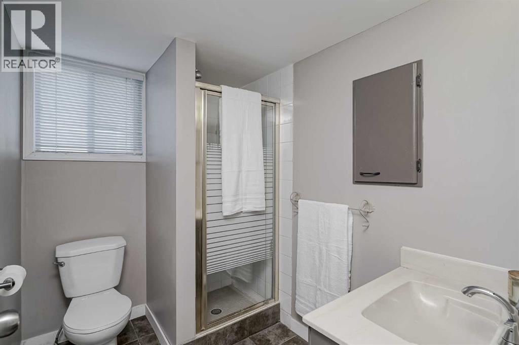 Single Family House 4 Level for Sale in  Millbank Road SW Millrise Calgary 