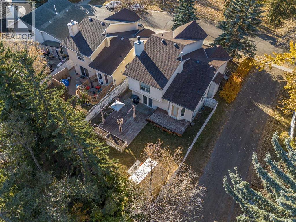 Single Family House 4 Level for Sale in  Millbank Road SW Millrise Calgary 