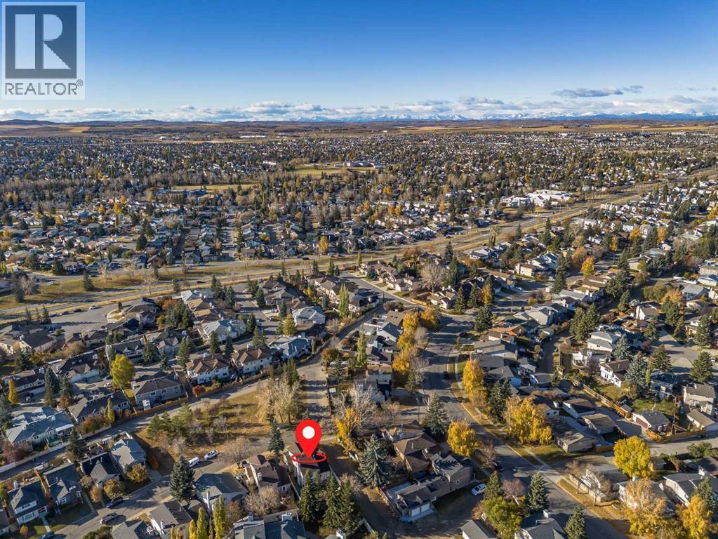 Single Family House 4 Level for Sale in  Millbank Road SW Millrise Calgary 