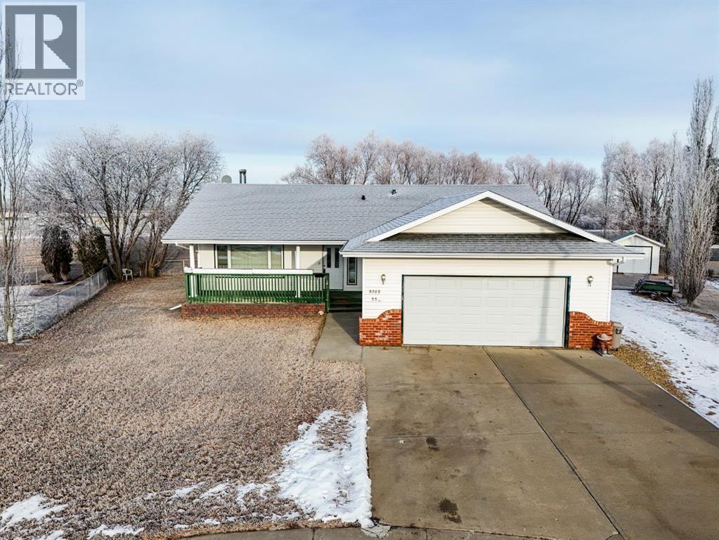 Single Family House Bungalow for Sale in   Avenue Victoria Park Camrose 