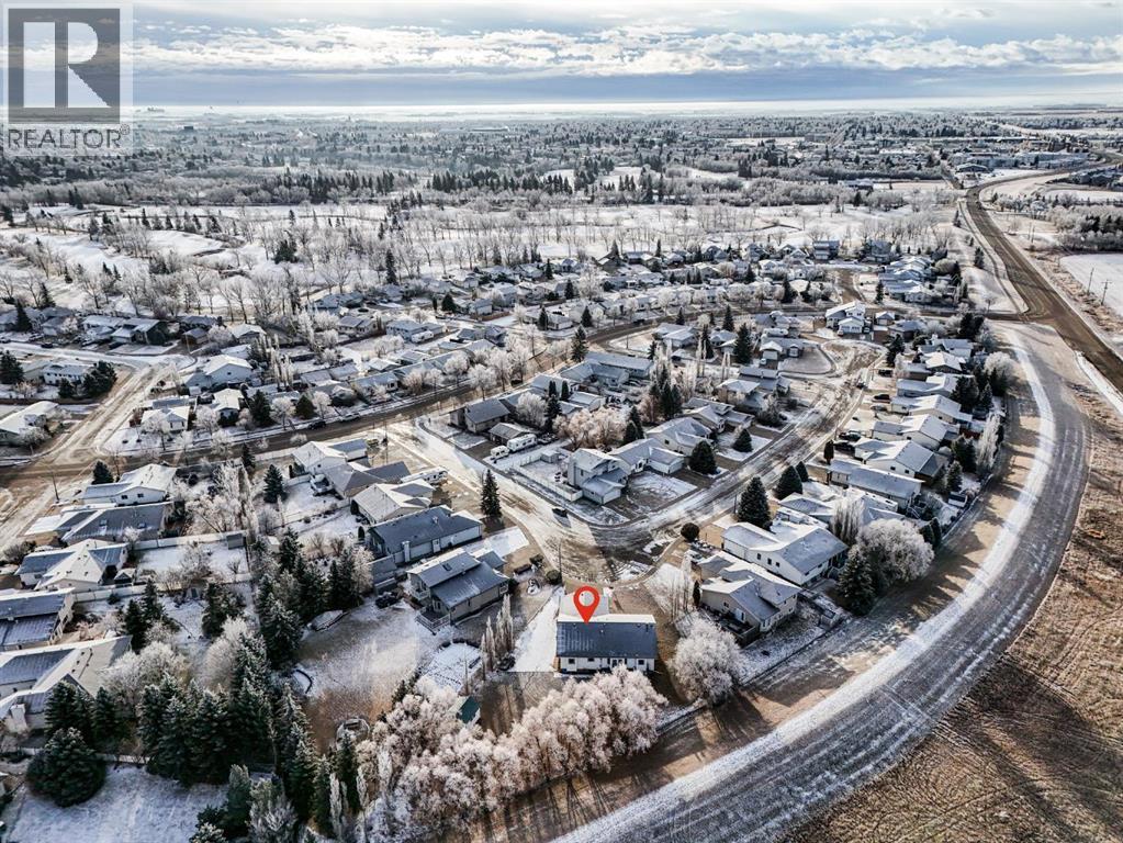 Single Family House Bungalow for Sale in   Avenue Victoria Park Camrose 