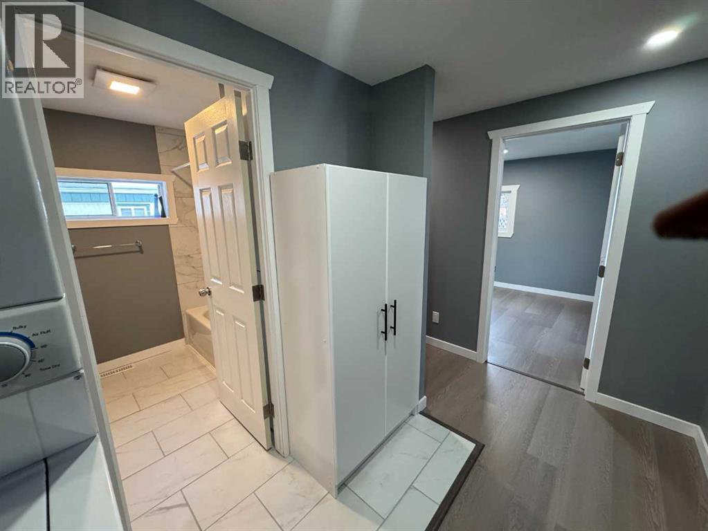 Single Family House Mobile Home for Sale in    Street NW Greenwood/Greenbriar Calgary 