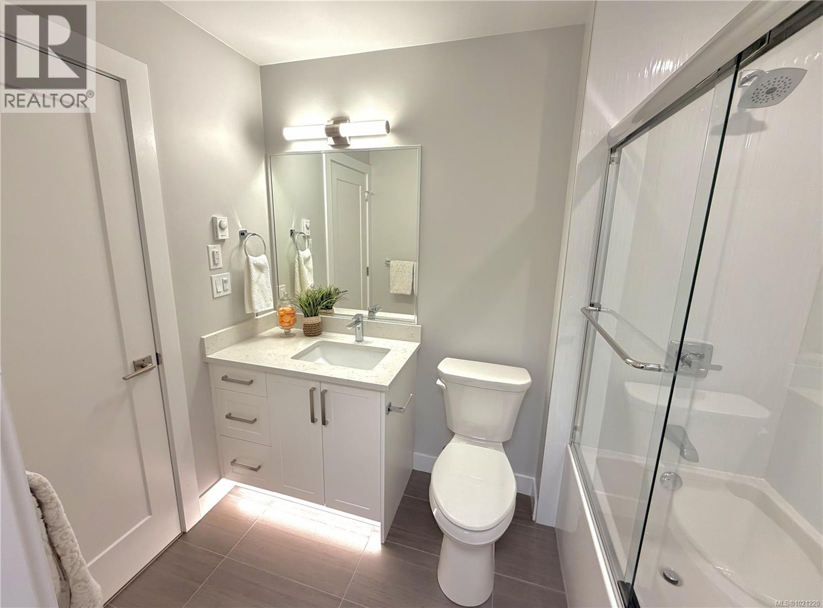 505 918 Jenkins Avenue, Langford