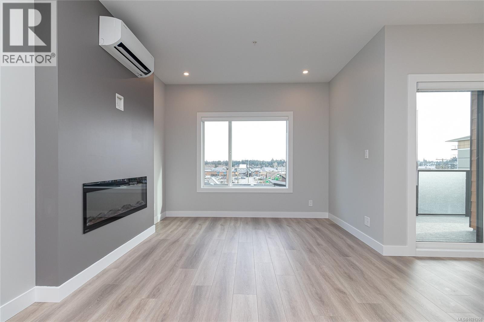 304 918 Jenkins Avenue, Langford