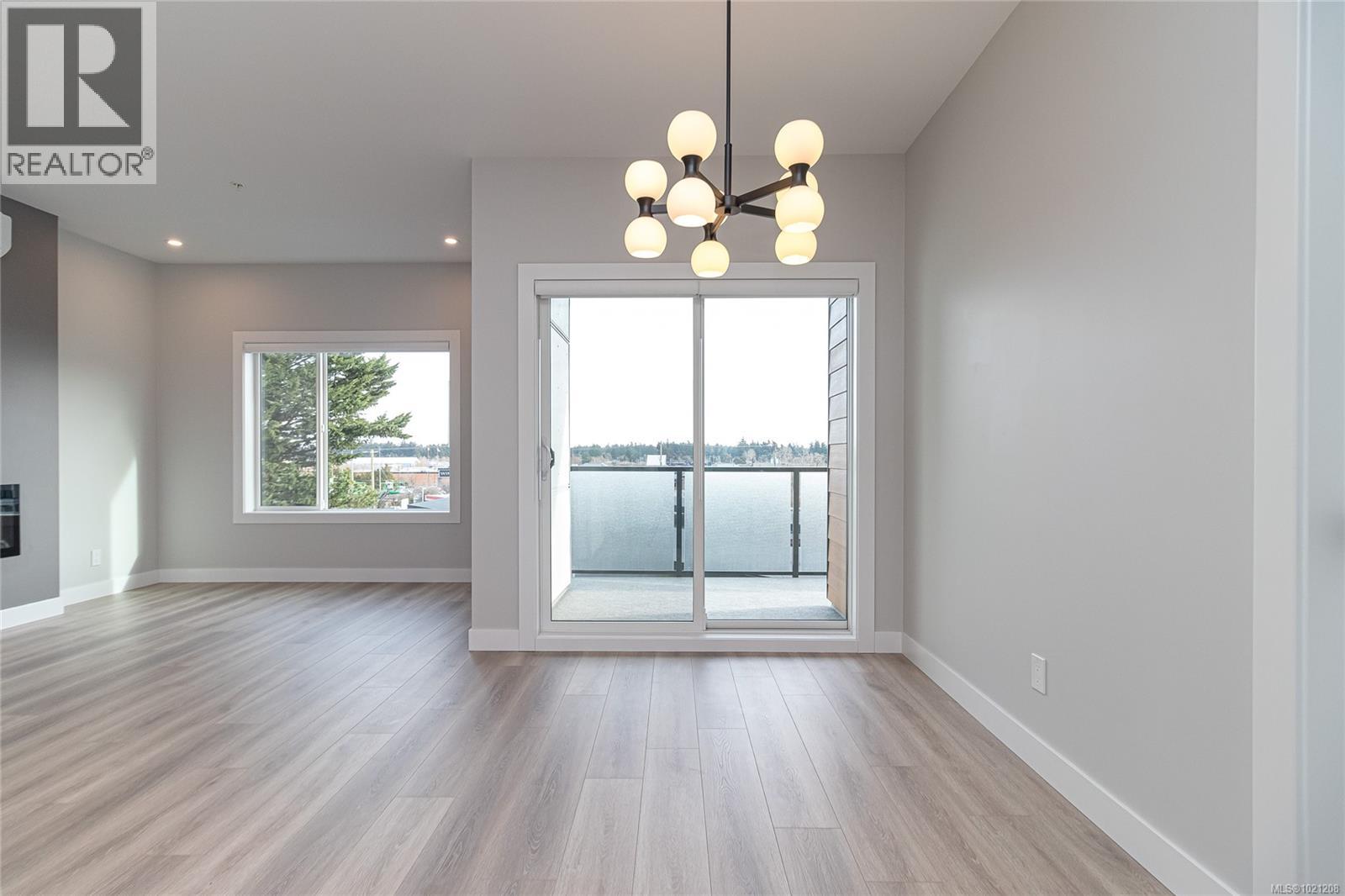 304 918 Jenkins Avenue, Langford