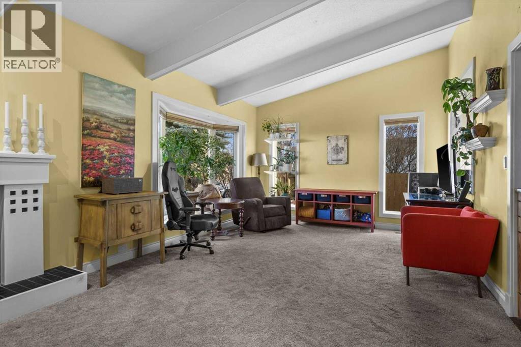 Single Family House 5 Level for Sale in  Woodford Crescent SW Woodbine Calgary 