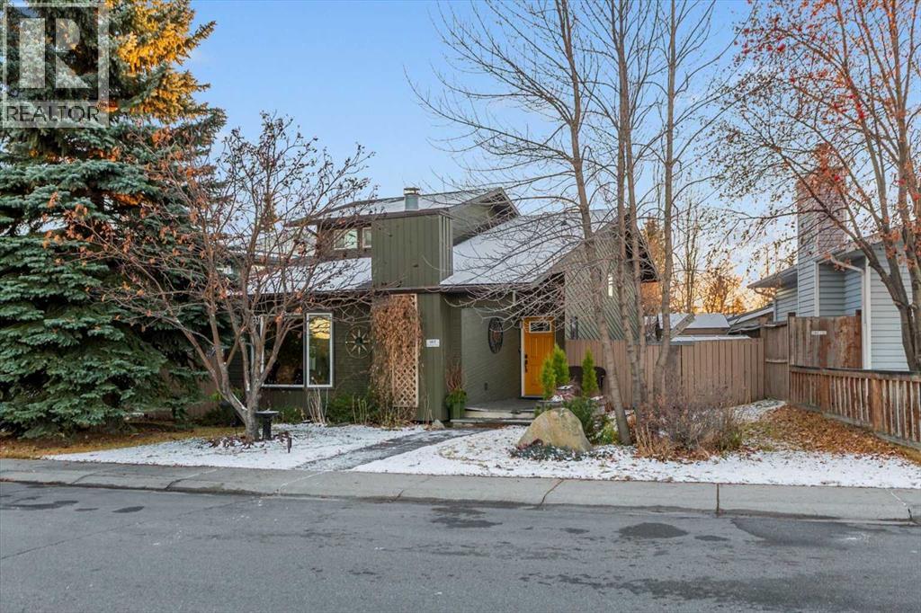 Single Family House 5 Level for Sale in  Woodford Crescent SW Woodbine Calgary 