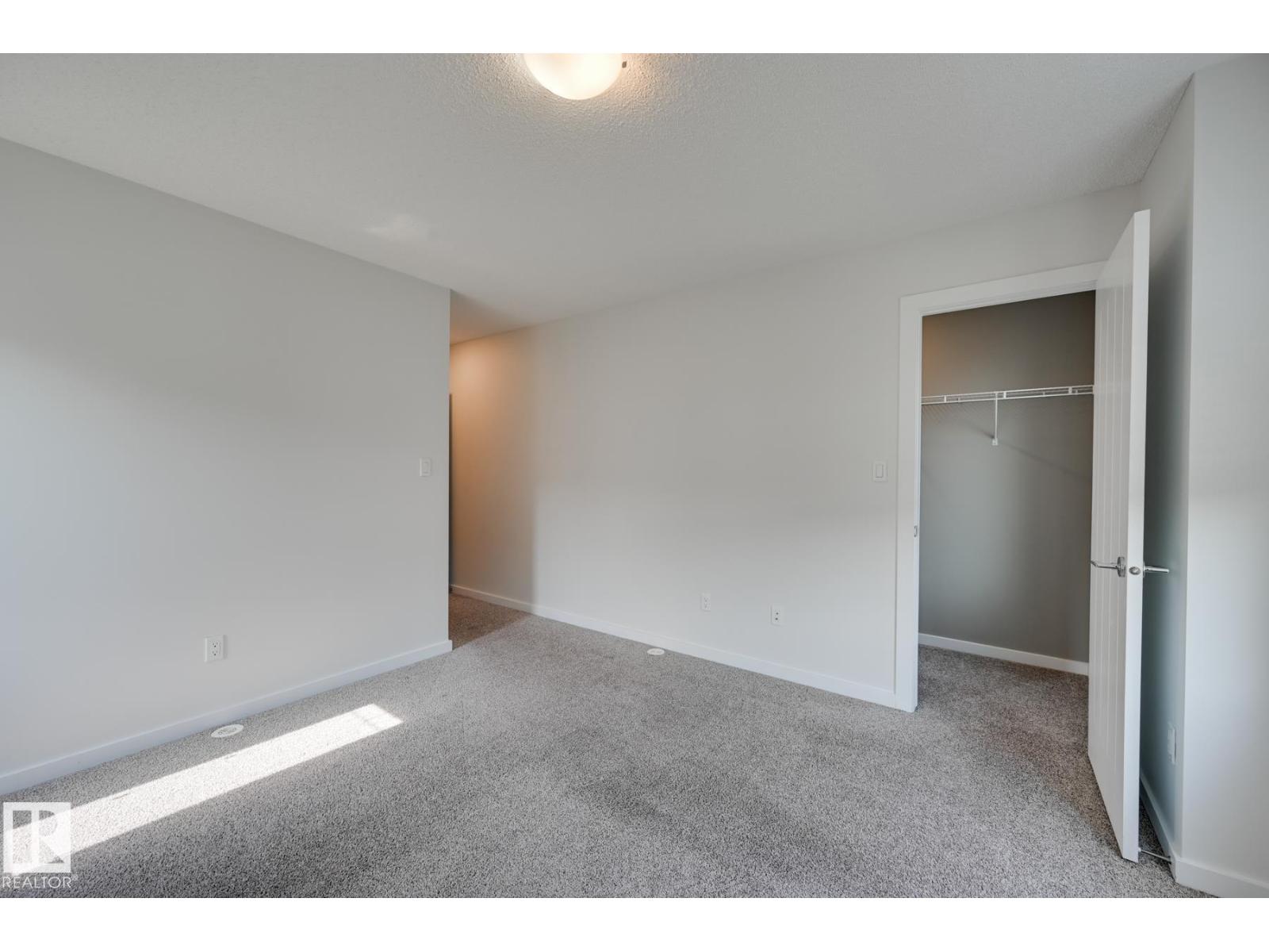 #26 2215 24 ST NW, Edmonton