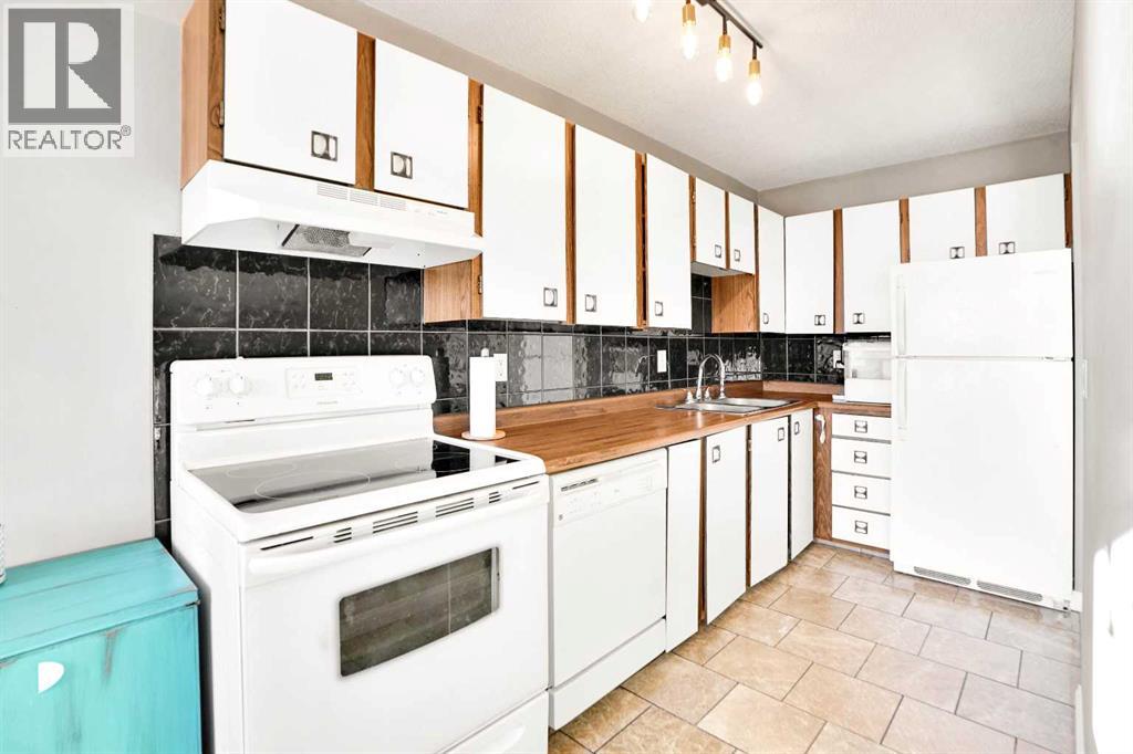 Single Family House for Sale in    Avenue SW South Calgary Calgary 