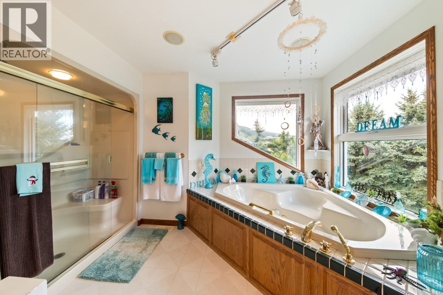 135 Pleasant Valley Cross Road, Armstrong