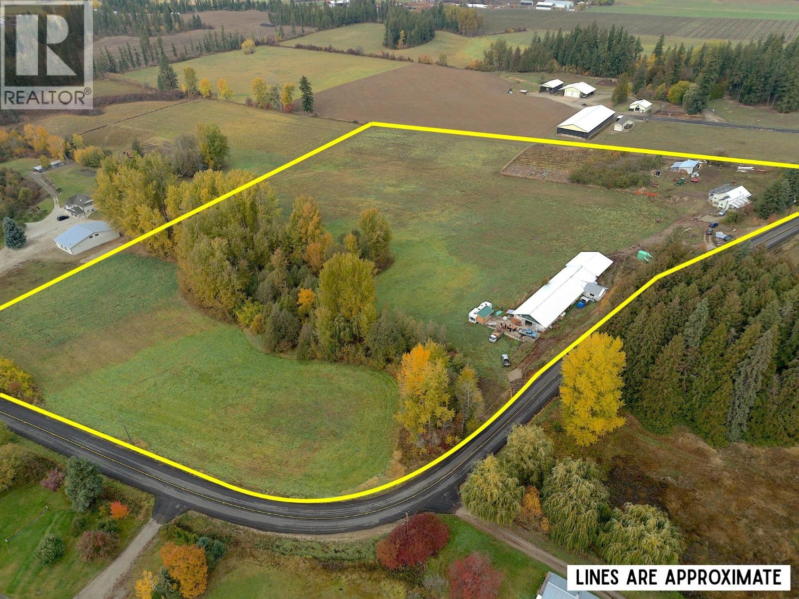  1277 Mountain View Road, Spallumcheen