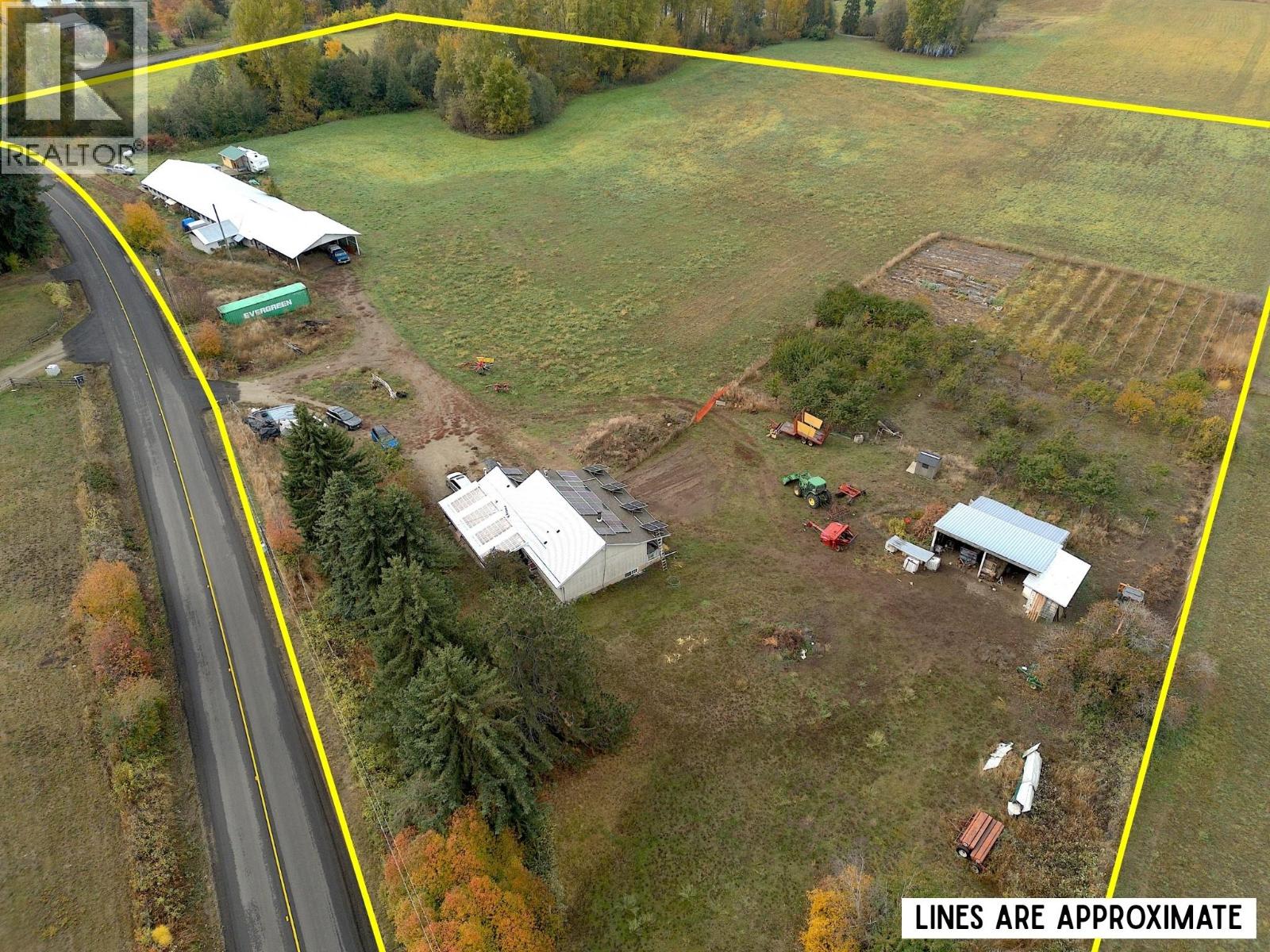  1277 Mountain View Road, Spallumcheen