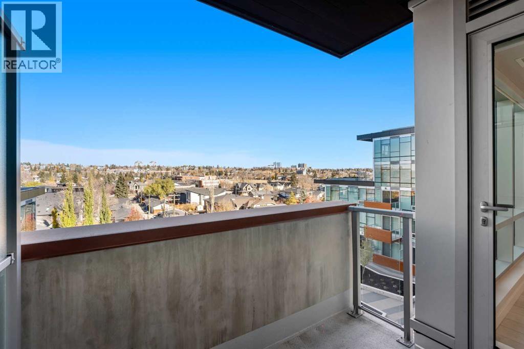 Single Family House for Sale in   A Street NW West Hillhurst Calgary 