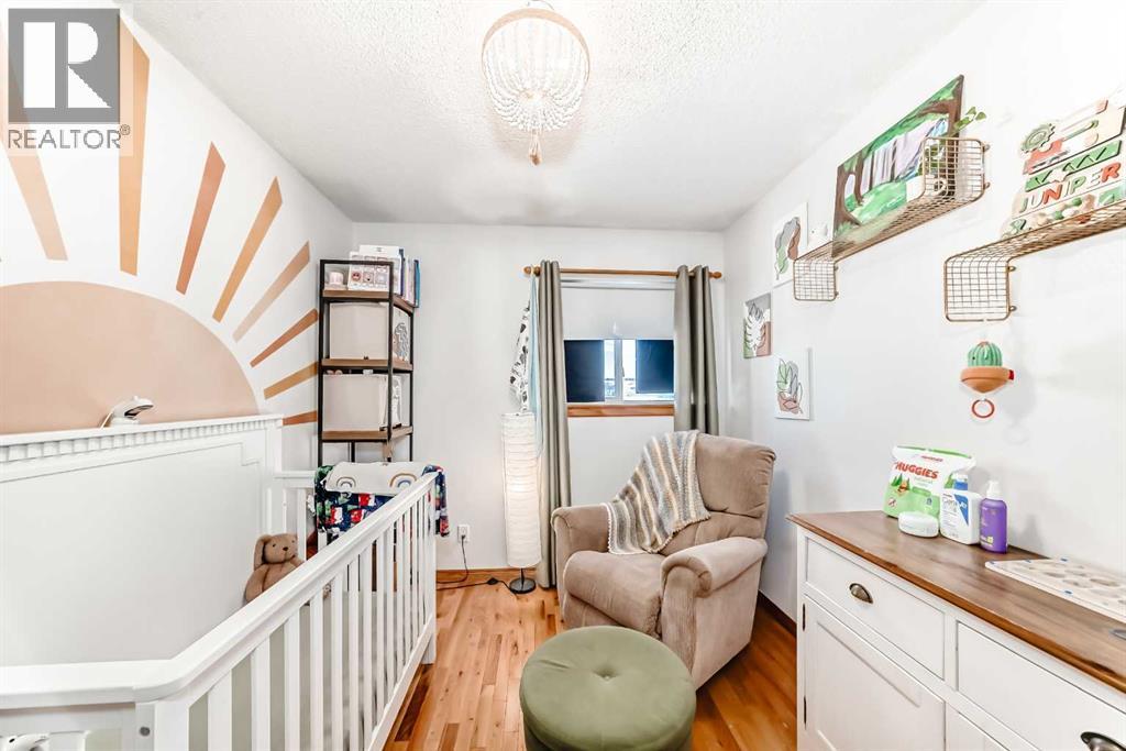 Single Family House Bi-level for Sale in  Hidden Spring Green NW Hidden Valley Calgary 