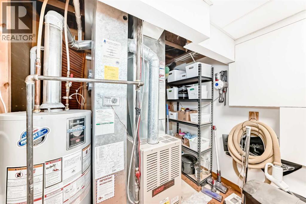 Single Family House Bi-level for Sale in  Hidden Spring Green NW Hidden Valley Calgary 