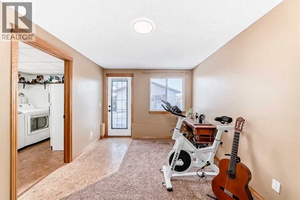 Single Family House Bi-level for Sale in  Hidden Spring Green NW Hidden Valley Calgary 